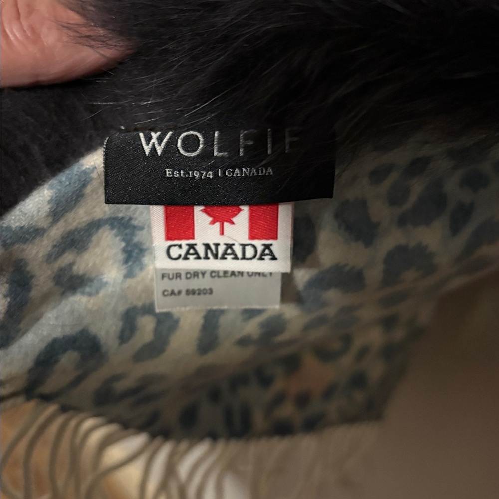 Wolfie Cashmere Cape - Picture 5 of 9